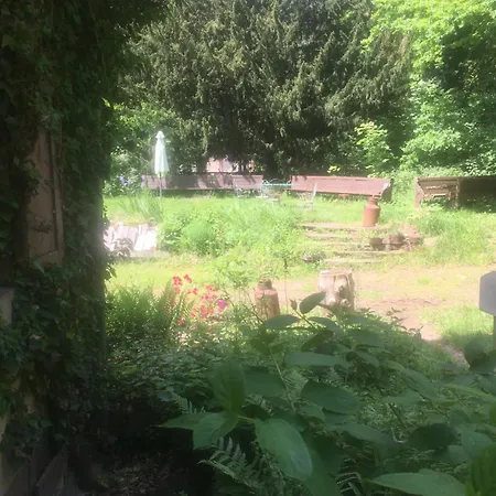 Les Anciens Thermes Ubytování v soukromí *